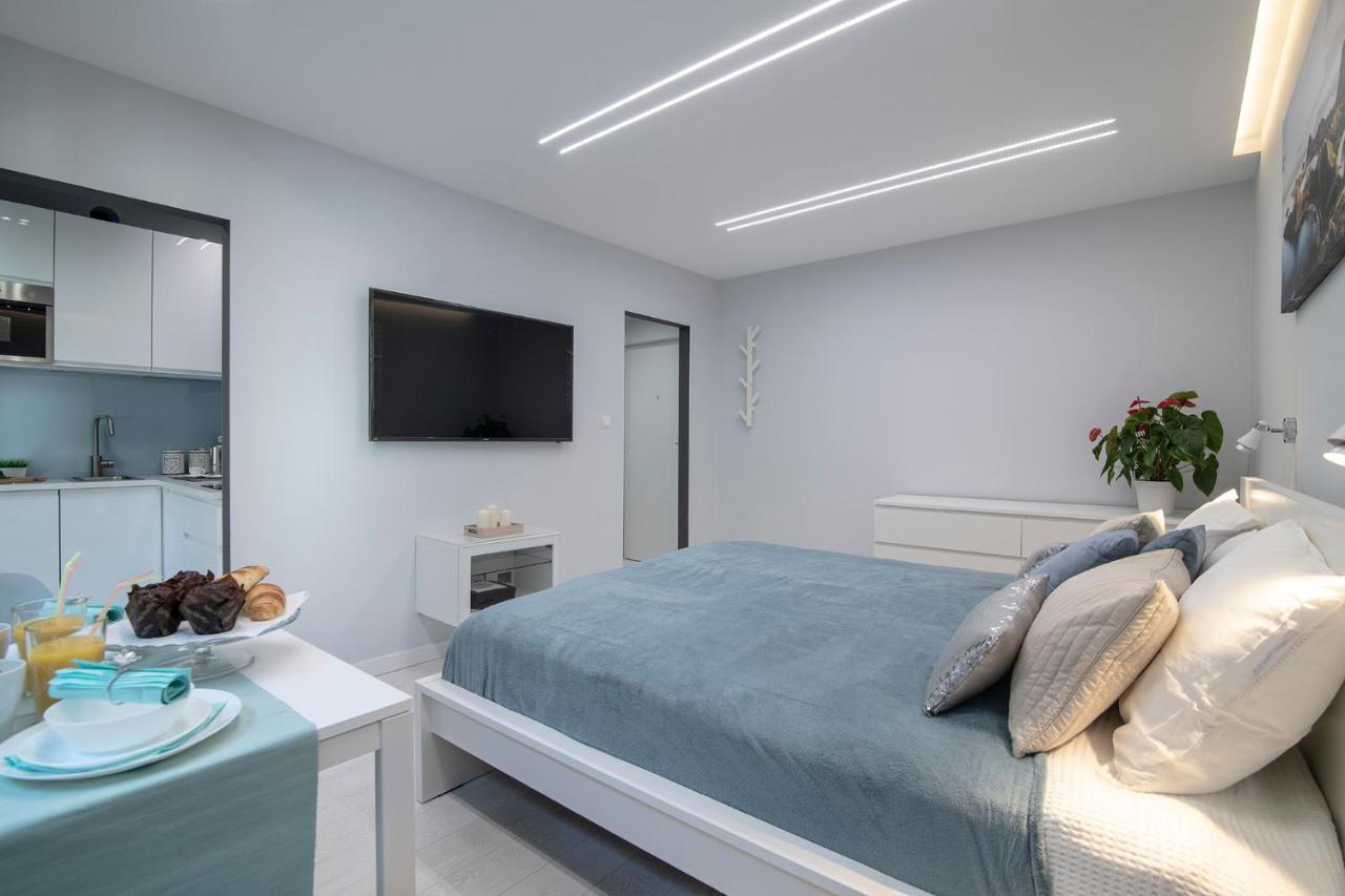 Wlr Apartments - Hoza I Варшава Экстерьер фото