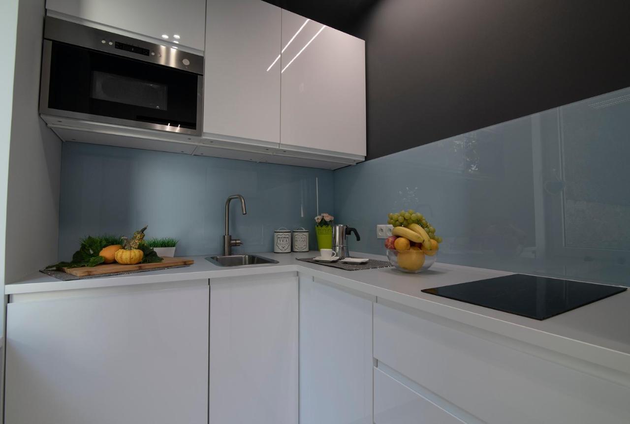 Wlr Apartments - Hoza I Варшава Экстерьер фото